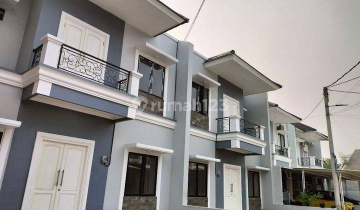 Rumah Cluster Premium dalam Perumahan Jatiwaringin 1