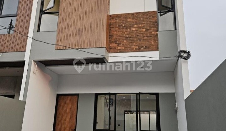Rumah Baru Modern Free BPHTB Strategis Dekat Mall Pondok Gede dan Lubang Buaya