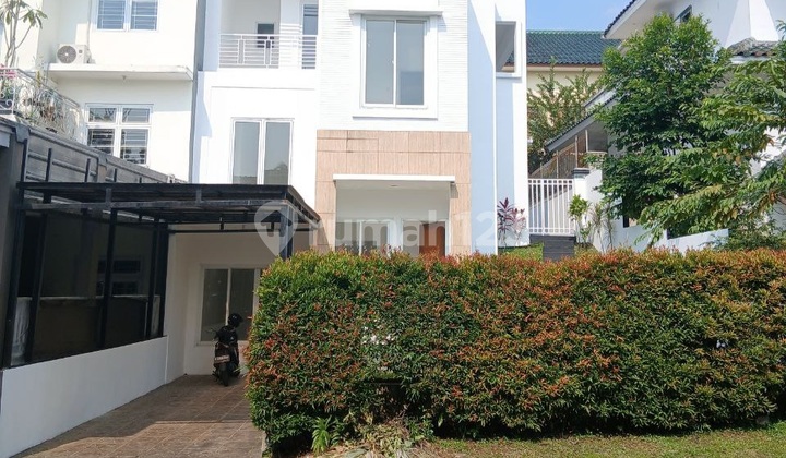Rumah Bagus Luas Murah 3 Lantai di Sentul City Rumah Bagus Luas Murah 3 Lantai di Sentul City