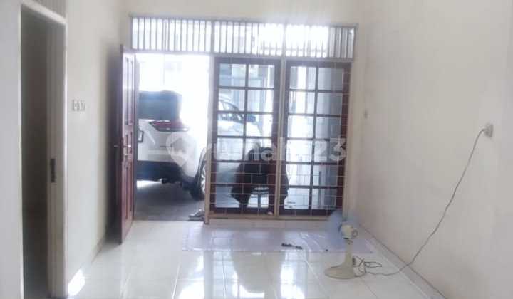 Disewakan Rumah 2 LT Rapi di Hybrida, Kelapa Gading