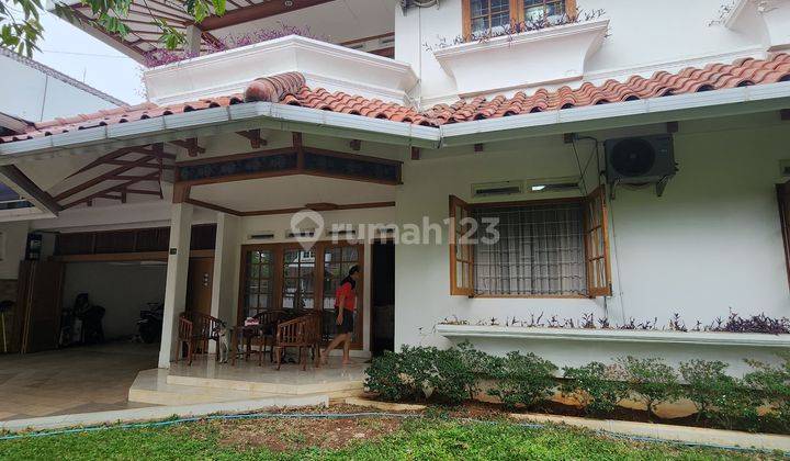 Rumah 2 Lantai SHM di Lebak Bulus, Jakarta Selatan