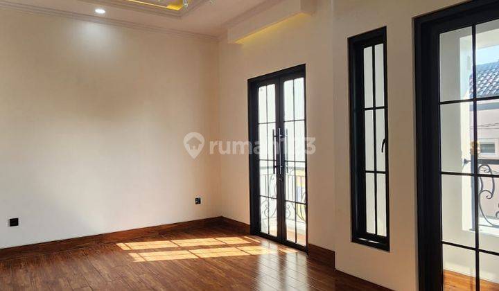 Rumah 2 Lantai Semi Furnished SHM di Jagakarsa, Jakarta Selatan 2