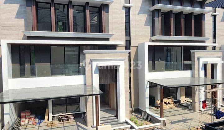 Rumah 3 Lantai Baru SHM di Cilandak, Jakarta Selatan 1