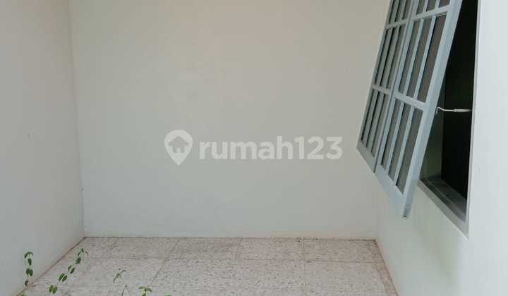 Villa Mutiara Ciputat 2