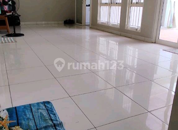 Dijual Rumah 2 Lantai 2