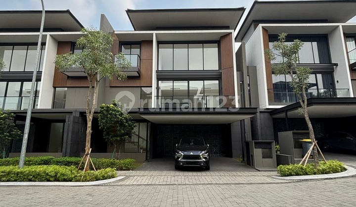 Luxury Cluster Laurel Nava Park House in BSD