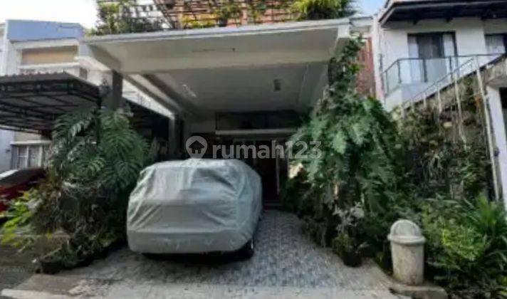 Dijual Rumah Full Furnished Dan Sudah Renov Asri di Delatinos 1