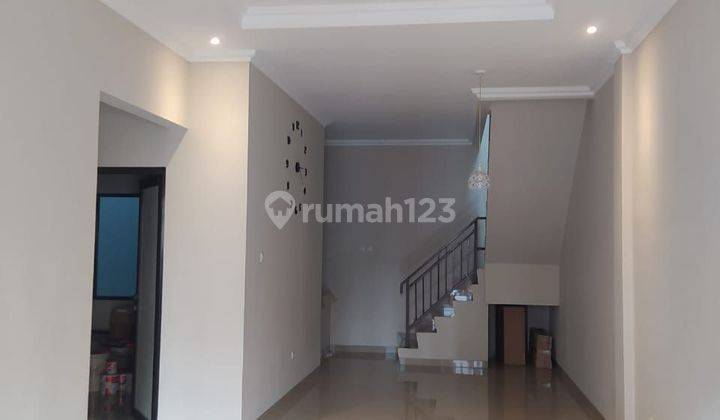 Rumah Full Renovasi di Nusaloka BSD Siap huni 2