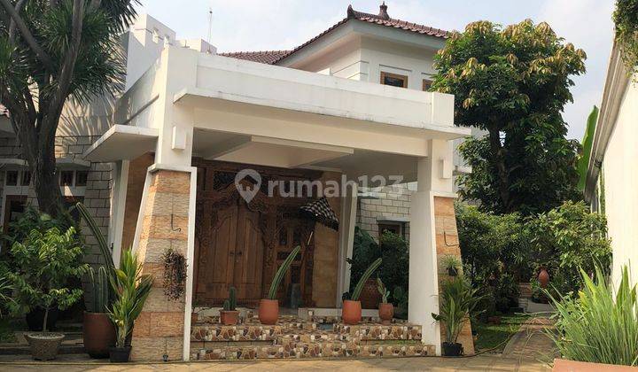 Rumah nuansa Bali dengan Swimming Pool di Tanjung Barat 2