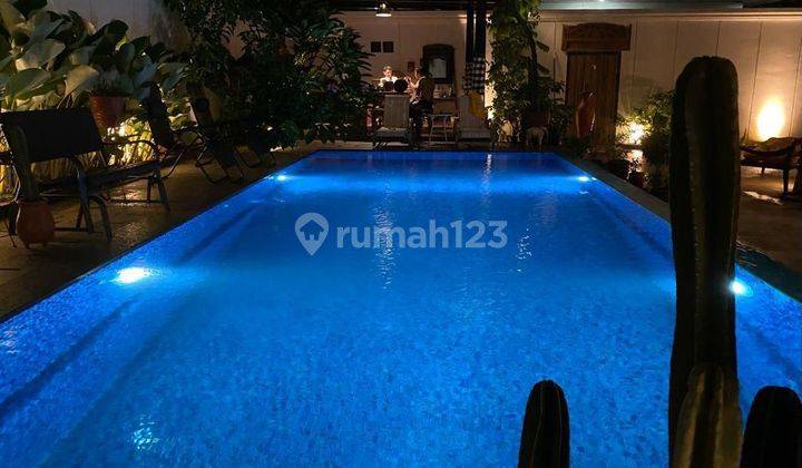 Rumah nuansa Bali dengan Swimming Pool di Tanjung Barat 1