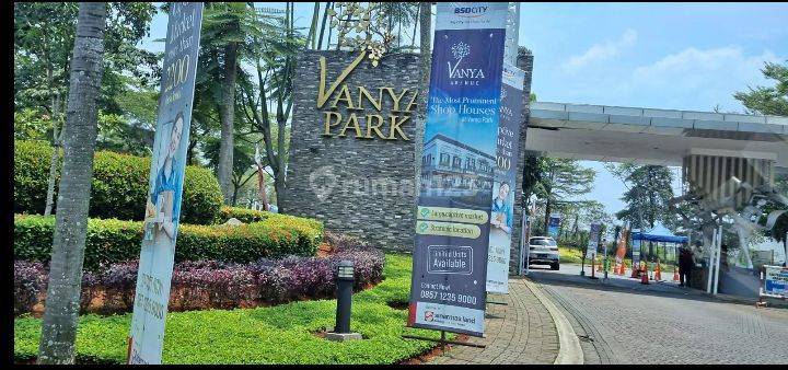 Rumah 2 Lantai di Vanya Park Bsd City 2