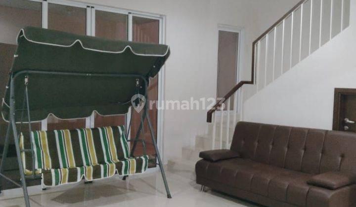 Disewakan Rumah Eminent Ingenia Semi Furnish 2