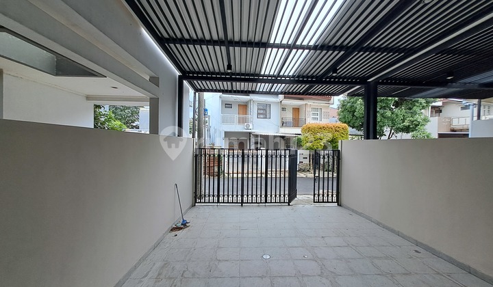 Dijual Rumah 2 Lantai Modern Classic Villa Melati Mas 2