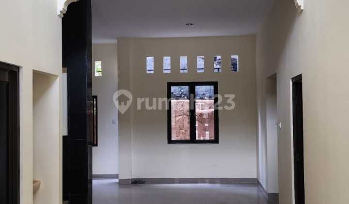 For Sale House In Taman Crysant 1 Cluster Bsd City 2