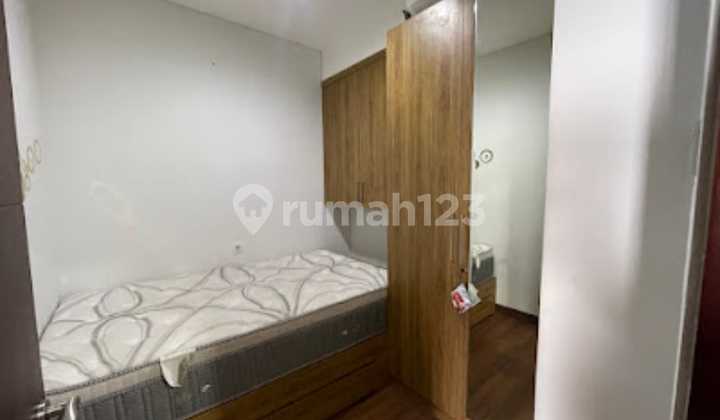 Dijual Apt Spring Wood Nego Sampe Jadi 2