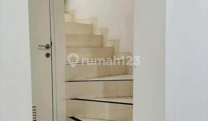 Rumah Rapi Sangat Terawat (Serpong Natura) 2