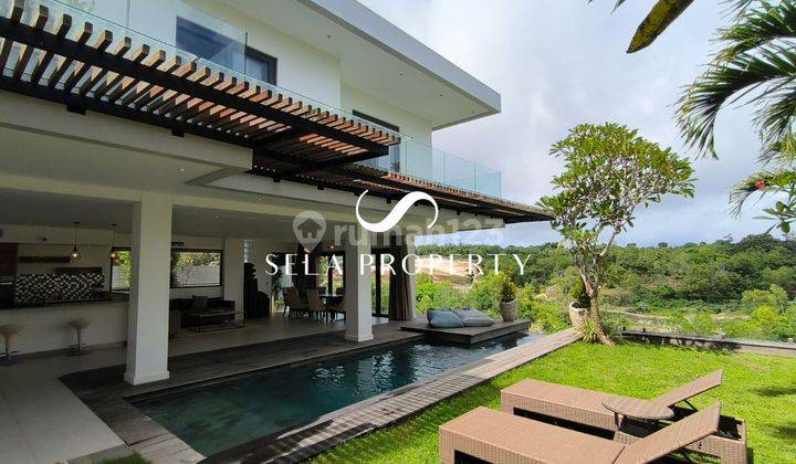 Modern Tropical Hill View Villa In Ungasan, Badung 1