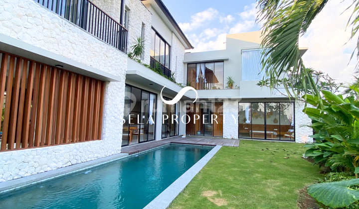 Exclusive Modern Villas in Canggu Exclusive Modern Villas in Canggu