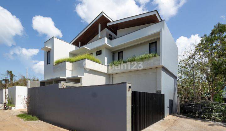 Luxurious Residential Villa In Ungasan 1