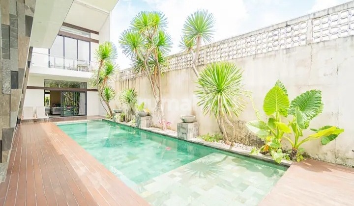 Modern Tropical Villa near GWK In Jimbaran