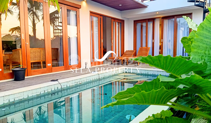 Eksklusif Modern Villa dengan Pemandangan GWK di Ungasan