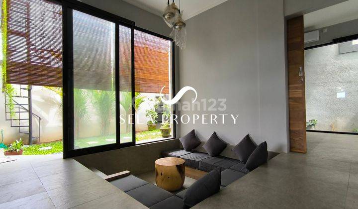 Rumah Semi Villa 4 BR di Mahendradata, Denpasar 2