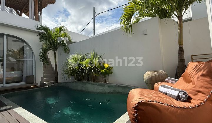 Untuk Disewakan - Vila Minimalis Tropis di Tumbak Bayuh