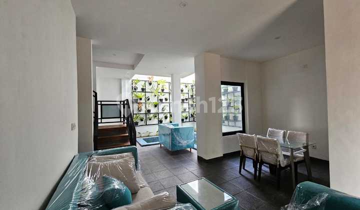 Modern Minimalist House In Denpasar 2