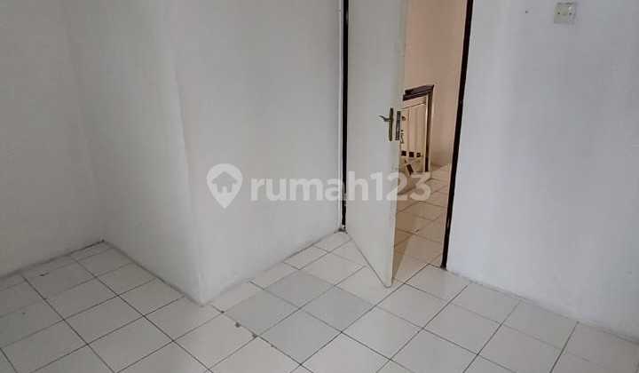 Disewakan cepat rumah siap huni di Permata Taman Palem  2