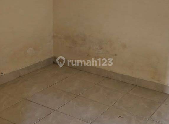Dijual cepat rumah siap huni dalam cluster di Park Residence , Taman Surya , Jakarta Barat 2