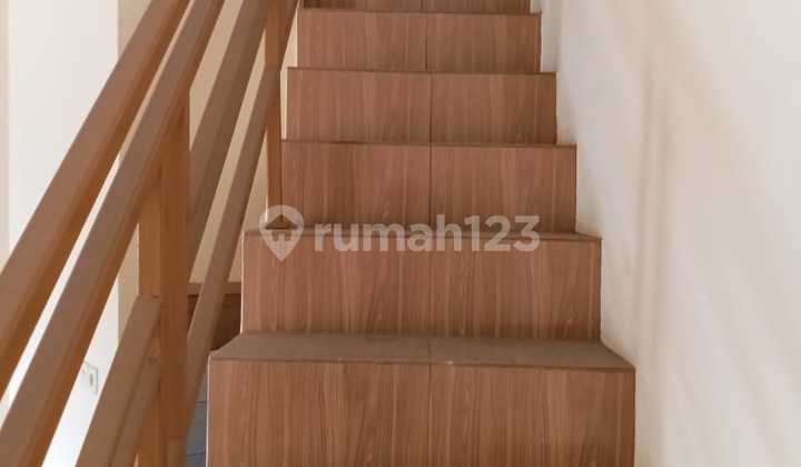 For rent fast new shop strategic location roadside, Dadap Tangerang