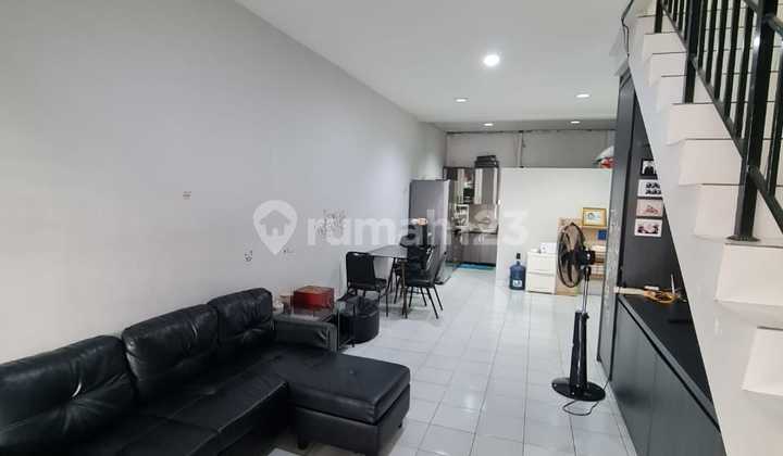 Dijual cepat rumah siap huni , Taman Palem Lestari 