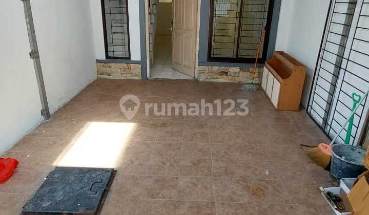 For rent quickly, ready-to-occupy house in Permata Taman Palem