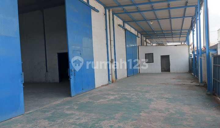 Harga Murah!!!Disewakan cepat gudang gandeng dua siap pakai bebas banjir dalam kawasan Pergudangan 75