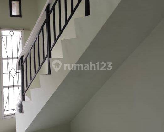 Dijual Cepat Rumah Siap Huni di Taman Palem Lestari , Jakarta Barat 2