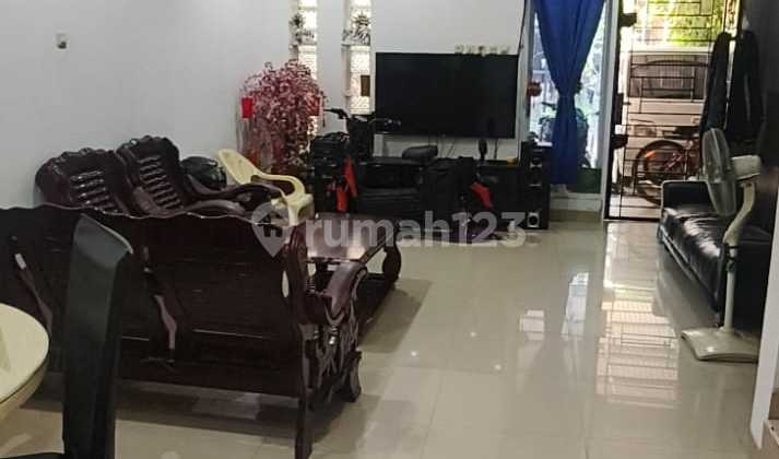 Dijual cepat rumah siap huni di Casa Jardin , Jakarta Barat 