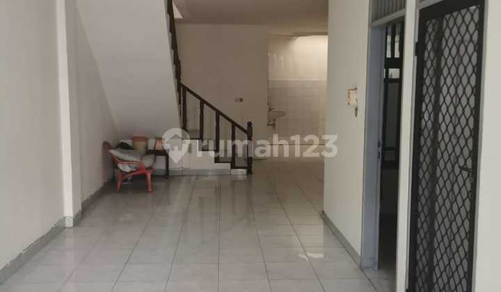 House for quick sale in Kalideres Permai, West Jakarta