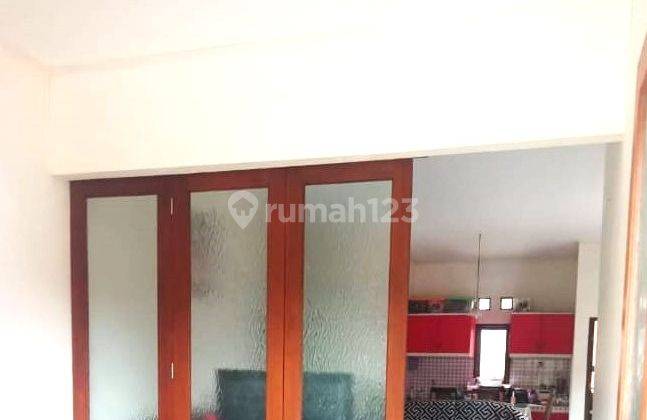 Dijual Kosan Putri (berjalan) + Rumah induk 1