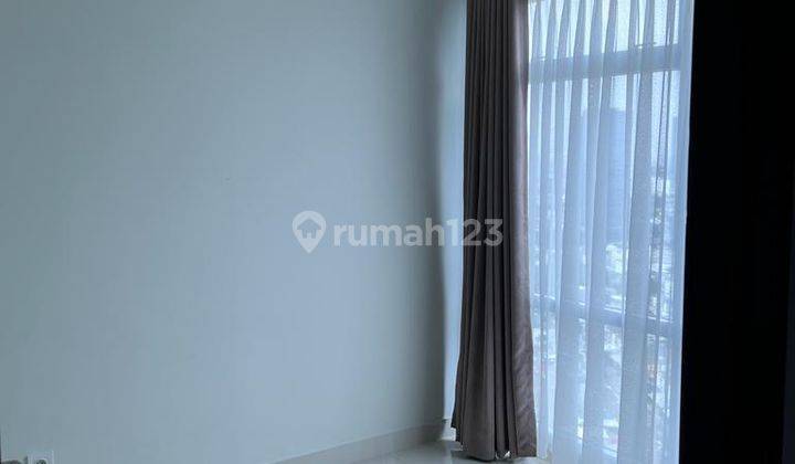 Dijual Apartemen Puri Mansion Connecting 2 Kamar Tidur Luas 27m2 + 37m2 Tower Chrystal Semi Furnished 2