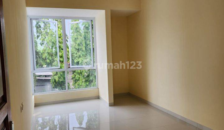 Dijual Hunian Murah Pondok Cabe Tangerang Selatan, 3 Kamar Tidur, Luas Bangunan 115m2, Luas Tanah 95m2, Kosongan  2