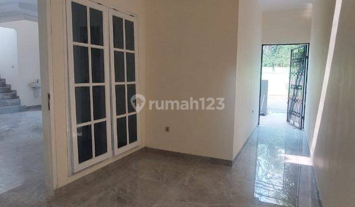 Dijual Rumah Gading Serpong Lt 125 Lb 200 2 Lantai 3 Kamar Tidur 2 Kamar Mandi 2