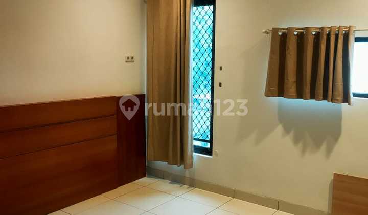 For Sale: House in South Madrid - Palem Semi Karawaci Tangerang 2