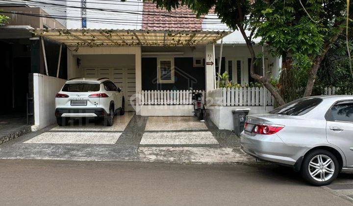 Rumah Ada Kolam Renang Pribadi Pesona Khayangan Margonda Lingkungan Asri 2