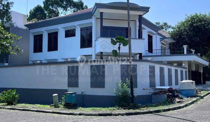 Rumah Hook Mewah Dalam Komplek Cinere 2