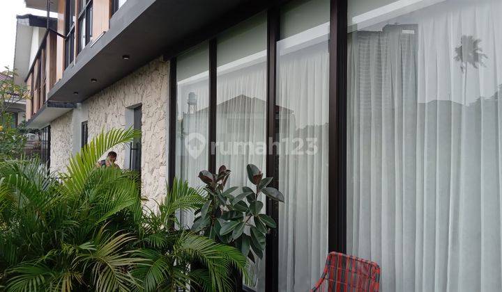 Rumah Kontemporer 2LT+basement, Inc. Pool di Kemang Jaksel 2