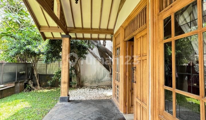 Rumah 1,5 Lantai, Siap Huni, SHM, Pejaten