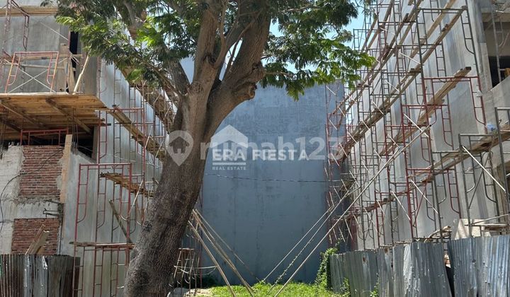 Green Lake City Ebony Lot Strategic Location