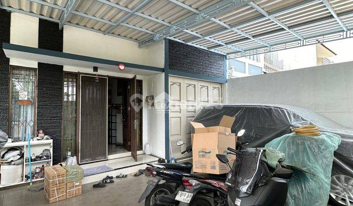 Rumah Mewah 3 Lantai Carport Luas di Semanan Jakarta Barat 2