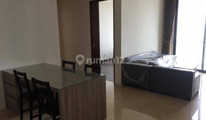 Apartemen Luas 2 Br Semi Furnish Siap Huni View Keren di Veranda 2