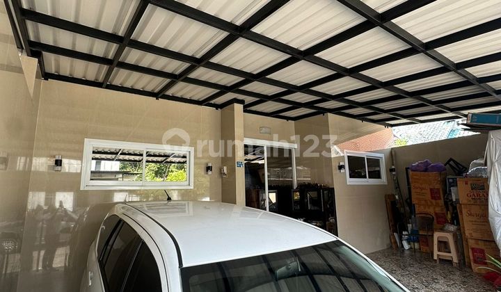 Rumah Hook Full Renov Posisi Paling Depan di Puspa Citra Raya 2